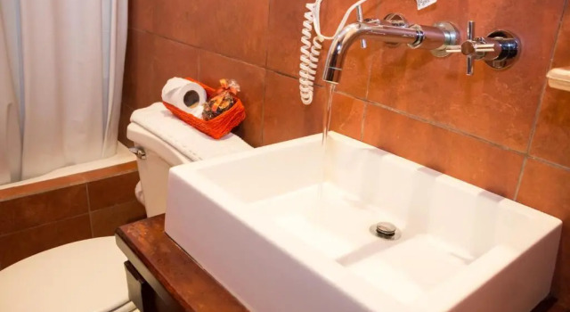 Кровать в общем номере Hotel Calle Angosta