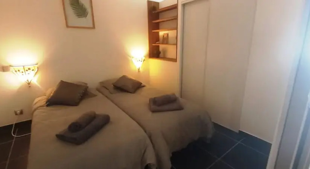 Locabed  Appartement Le Golf d'Azur, Забронировать Апартаменты/квартира Отели Ла-Сьота с парковкой, рядом с Plage Lumière, Парковка