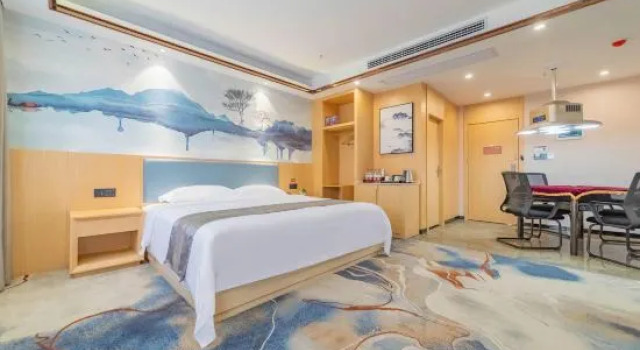 Двухместный люкс Donghui Yunju Hotel (Yichang Yiling Wanda Plaza)