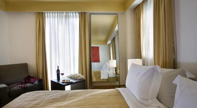 Номер Standard с видом на город Athenaeum Eridanus Luxury Hotel