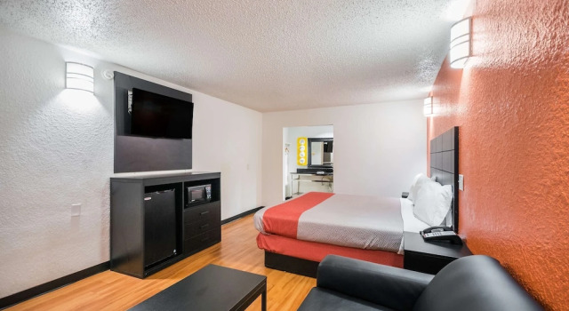 Люкс Deluxe Motel 6-Houston, TX - Brookhollow