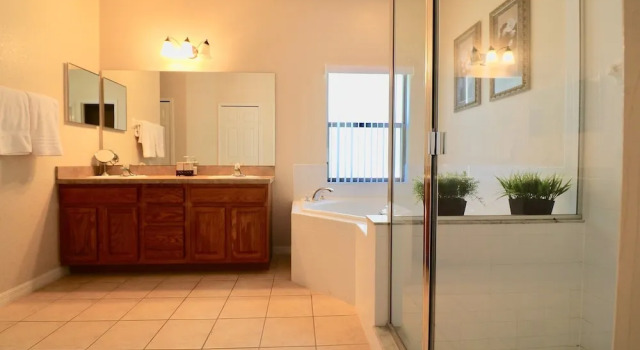More 4 your Money with Private South Facing Pool, Book Hotel Hoteller i Four Corners med pool, Swimmingpool
