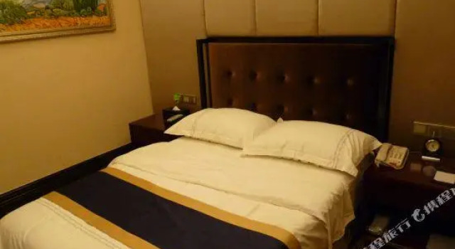 Люкс Phoenix Hotel