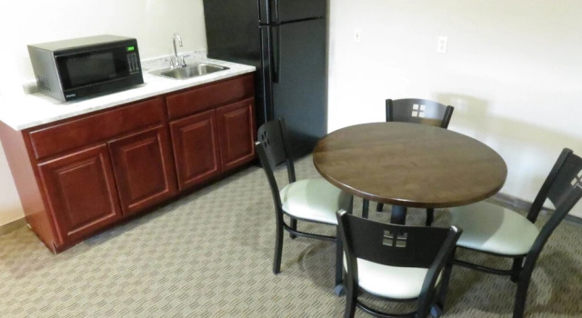 Edgewater Hotel and Suites