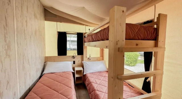 Тент Sereno Camping Holiday