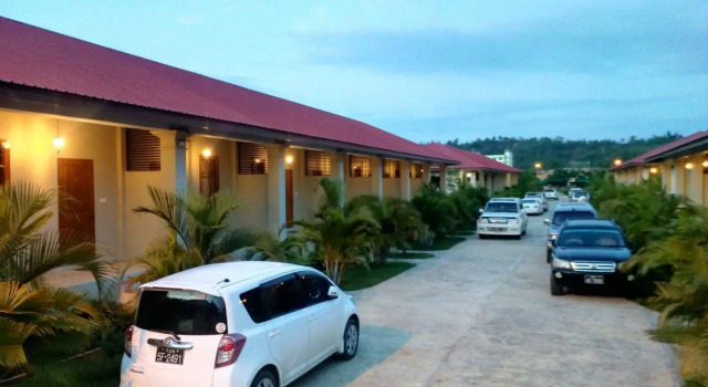Nay Pyi Taw Hein Hotel, Rezerwuj Hotel Hotele w Naypyidaw Union Territory z parkingiem, Parking