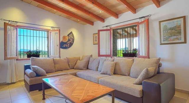 Вилла с 4 комнатами с балконом Villa Cifre Alcudia