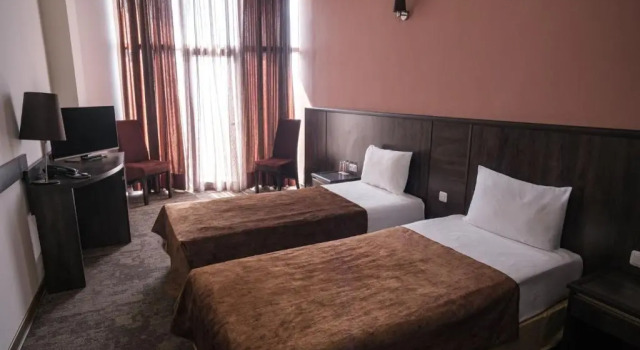 Camera doppia Standard con balcone C Hotel Yerevan