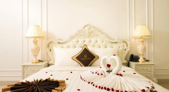 Номер Deluxe Canh Hung Palace