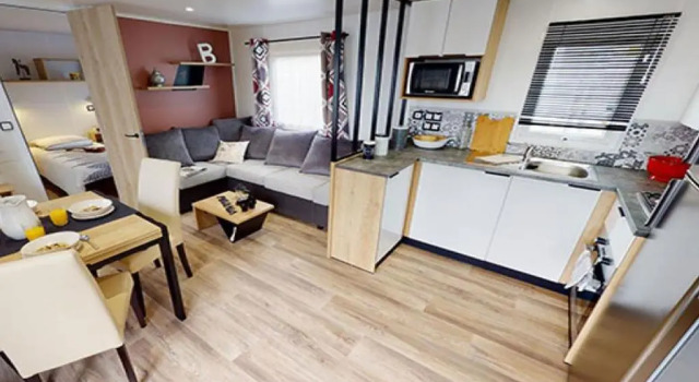 MOBILHOME 6 pers , domaine de KERLANN 4*, excellence Moana 2022, Забронировать Отель Отели Finistère с парковкой, Парковка