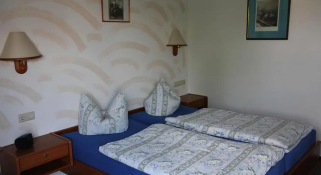 Wehrstedter Hof, Prenota Hotel Halberstadt Sassonia-Anhalt
