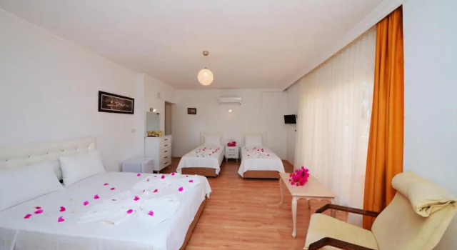 Номер Comfort Neruda Hotel