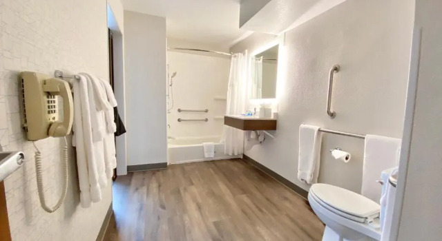 Четырёхместный люкс Holiday Inn Express Park City by IHG