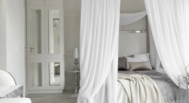 Четырёхместный номер Premium с балконом Sweet Suite
