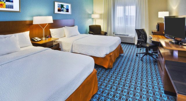Четырёхместный номер Standard Fairfield Inn Owensboro