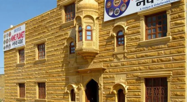 V Resorts Jaisal Haveli, Rezervovat Hotel Džaisalmér Rajasthan