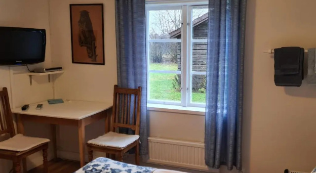 B&B Parkgården Leksand, Rezerwuj Bed and Breakfast Hotele w Svealand z parkingiem, Parking