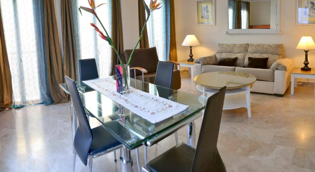 Apartamentos Sevilla, Забронировать Апартаменты/квартира Апартаменты Севильи, рядом с Улица Калле Сьерпес, Апартаменты/квартира