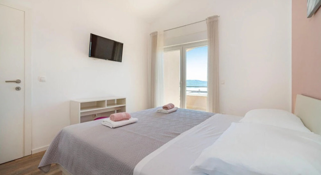 Stunning Home in Posedarje With 4 Bedrooms, Wifi and Outdoor Swimming Pool