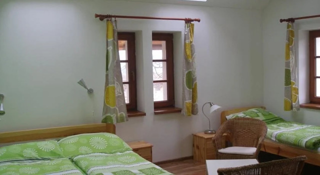 Ekofarma Bílý mrak, Rezerwuj Hotel Tanie hotele w Kraj hradecki