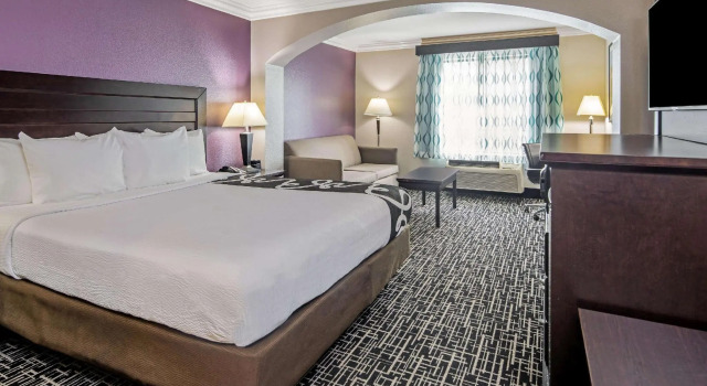 Двухместный номер Deluxe La Quinta by Wyndham Temecula