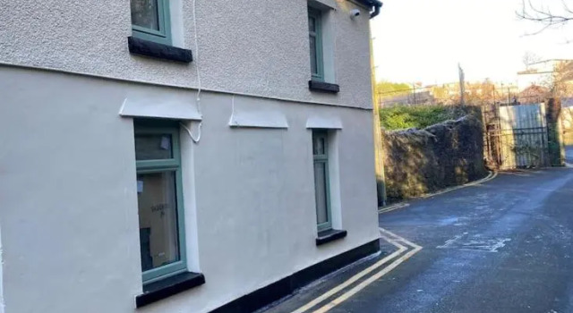 Modern 2 bedroom cottage near Bike Park Wales., Book Feriehus Villaer i Cardiff, Villa