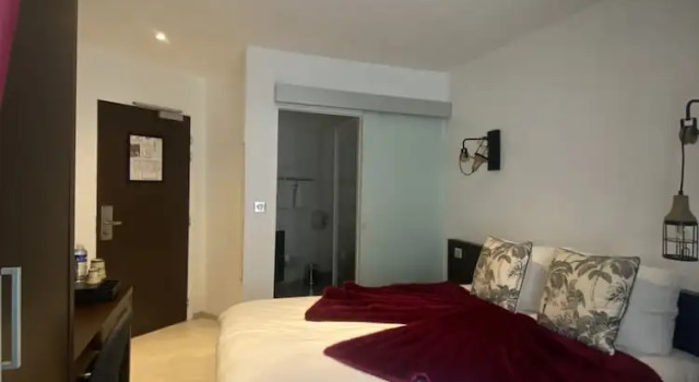 Двухместный номер Standard с видом на город Logis Central Hôtel - Restaurant & Spa