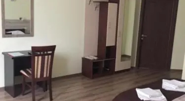 Guest House Karpaty, Prenota Affittacamere Hotel a Ivano-Frankovsk con parcheggio, Parcheggio