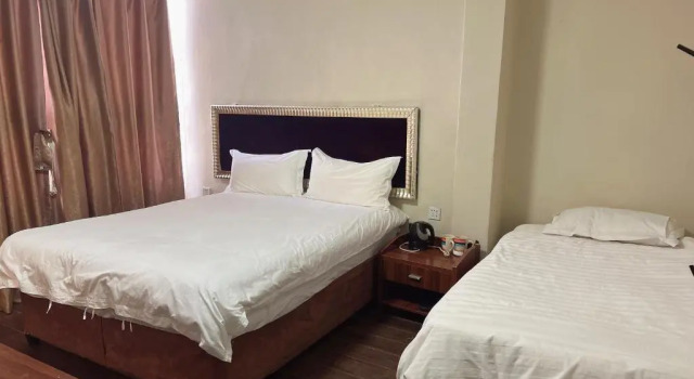 Двухместный номер Standard Shengtang Business Hotel