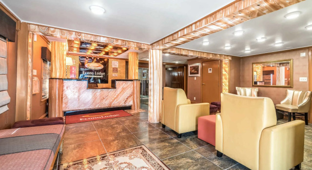 Econo Lodge, Varaa Hotelli Hotellit New England uima-altaalla, Uima-allas