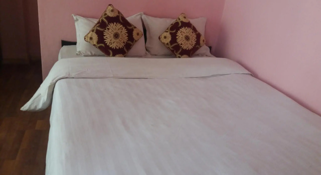 Номер Standard King's Land Hotel