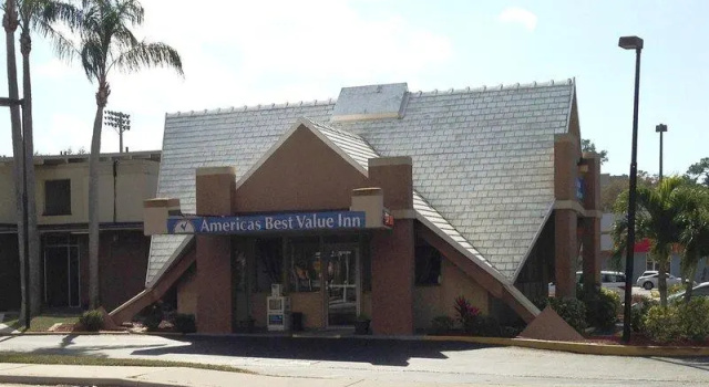 Четырёхместный номер Standard Americas Best Value Inn Sarasota