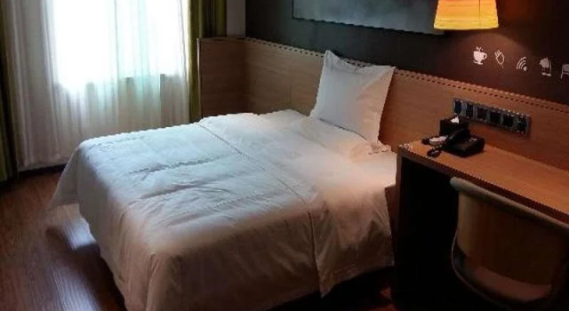 Squirrel Smart Hotel (Jiaotong South Road), Забронировать Отель Чжучжоу Хунань