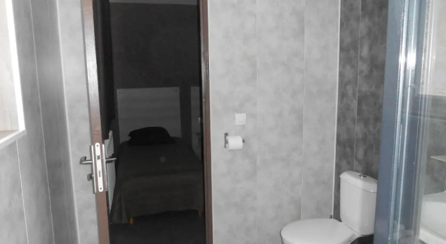 Трёхместный номер Standard Hôtel La Tente Verte