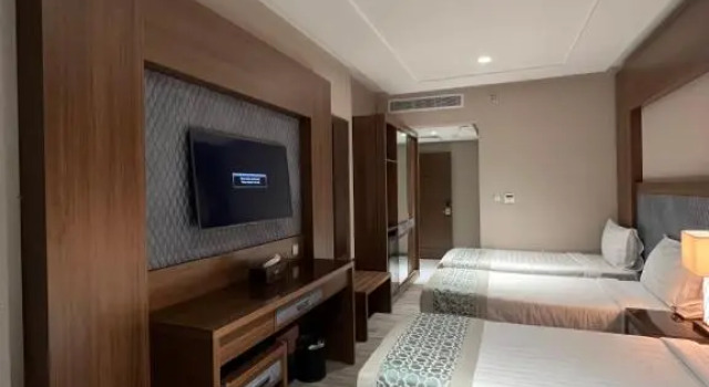 Четырёхместный номер Violet Al Shisha Hotel