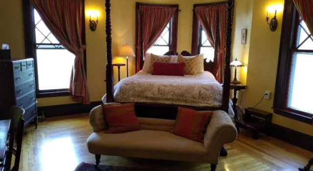 The Mulburn Inn, Забронировать Отель «постель и завтрак»  