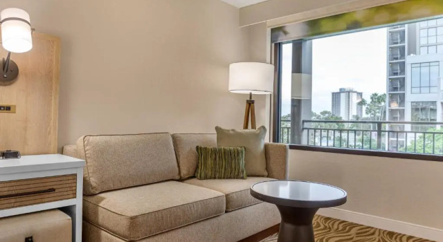 Двухместный номер с видом на внутренний двор Wyndham Garden Lake Buena Vista   Disney Springs® Area