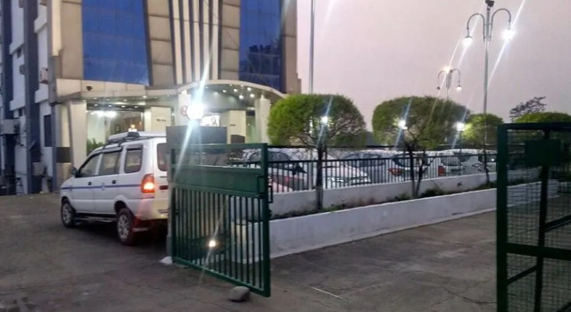 Hotel Apex, Rezerwuj Hotel Baddi Delhi