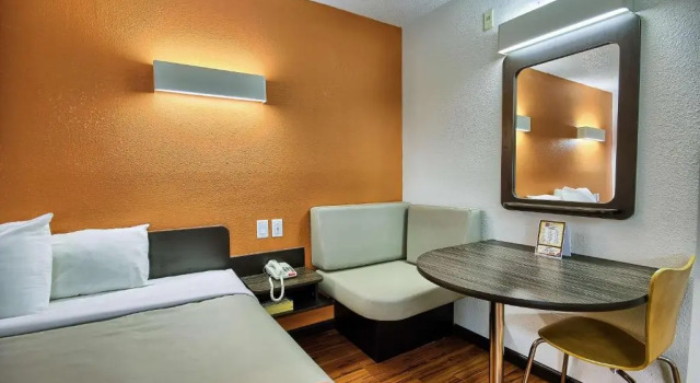 Номер Standard Motel 6-Columbus, OH - West