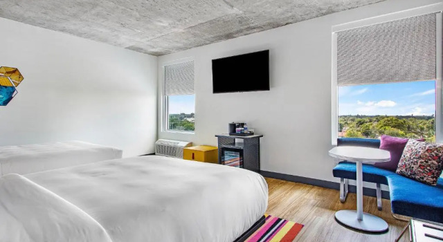 Четырёхместный номер Standard с видом на город Aloft by Marriott Delray Beach