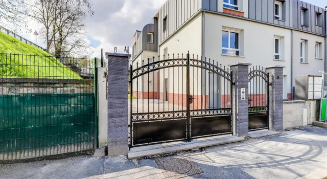 Апартаменты Résidence 4T IMMO - 31 Avenue Gaston Chauvin