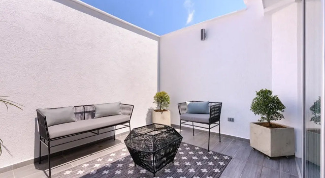 Suite Deluxe C A L Suites