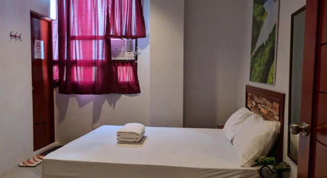 Hotel Turista San Jose, Rezerwuj Hotel Hotele 3-gwiazdkowe w Bulakan, 3*