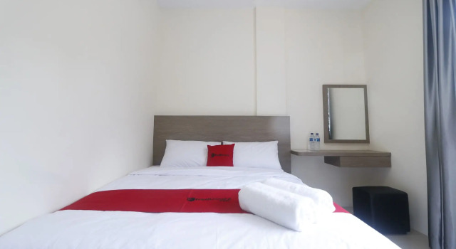 RedDoorz @ Baloi Batam, Boek Hotel Hotels in Batam Center met parkeren, Parkeren