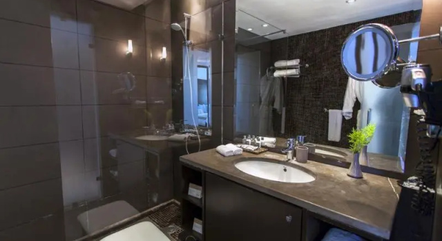 Одноместный номер Deluxe с балконом Mövenpick Hotel Gammarth Tunis