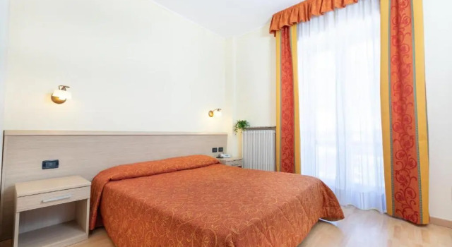 Четырёхместный номер Standard с видом на сад Hotel Posta