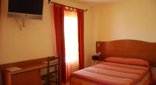 Номер Comfort Hôtel de lOrb