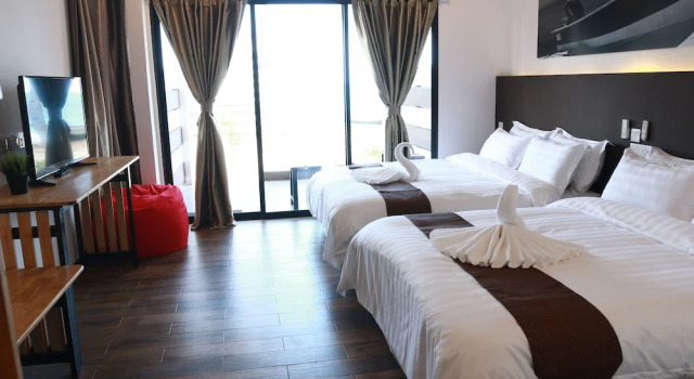 Семейный номер Deluxe с балконом The Barat Tioman Beach Resort