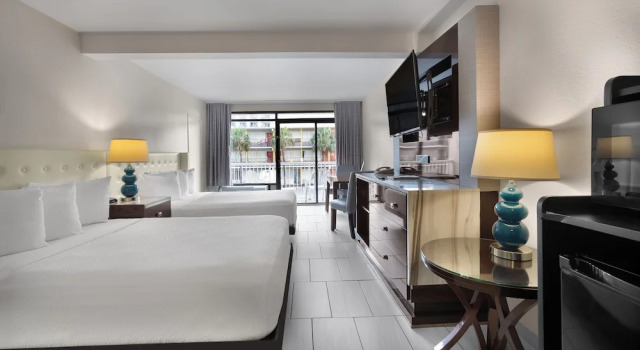 Номер Standard с балконом и с частичным видом на океан Captains Quarters Resort