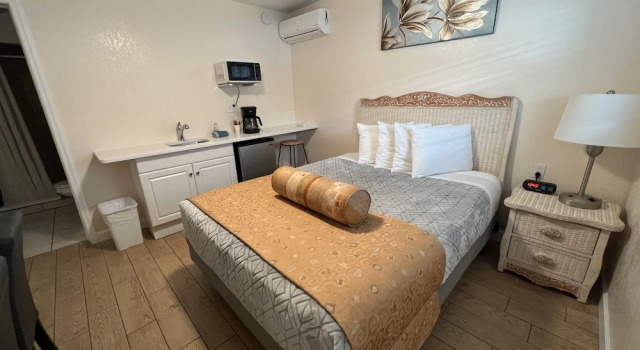 Двухместная студия Beachside Resort Motel